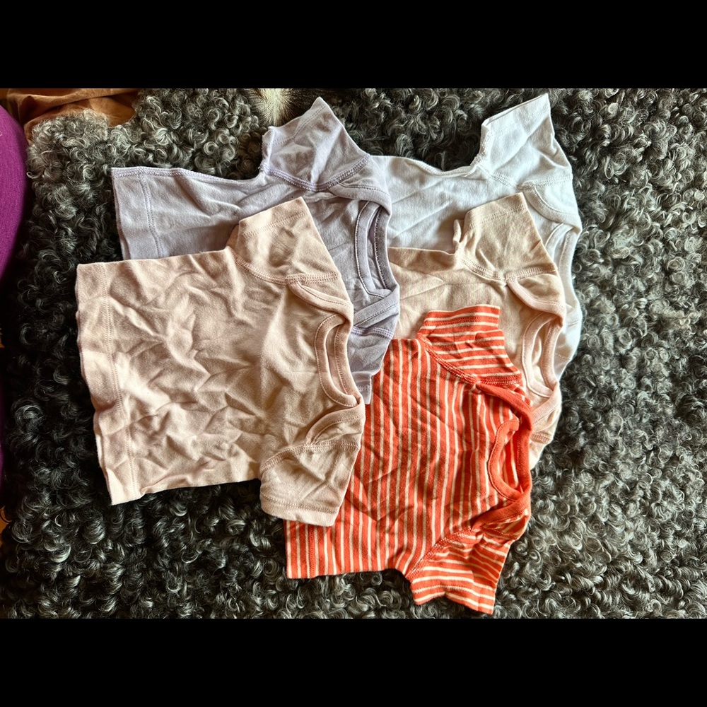 Hannah Andersson  bundle of newborn shirts EUC